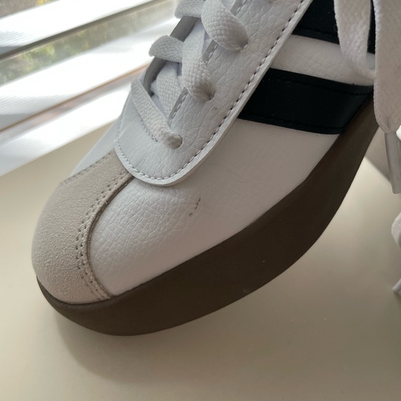 Adidas Women's White and Black Sneakers - Picture 5 of 6